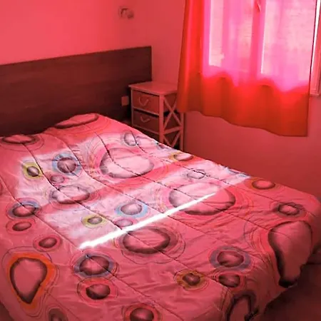 19, Port Venus Au Village Naturiste * Agde
